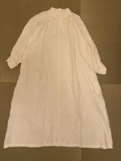 motomi.m モトミエム　リネン　ワンピース　麻　フード　プルオーバー 楽天市場】motomi.m 40リネン ラッフル前立て フリルワンピース