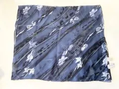 【未使用級】Salvatore Ferragamo シルクストール40×150のサムネイル