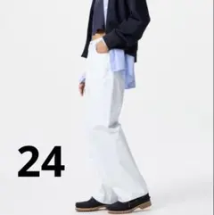 ユニクロ　ワイドストレートジーンズ　24