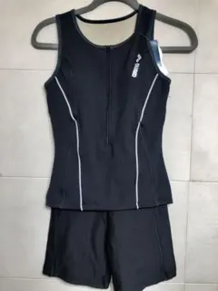 arenaのフィットネス水着　セパレート風ワンピース　11L 新品タグ付のサムネイル