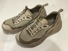 Item thumbnail for item 117a26f2-0afa-4f72-bceb-47df1d9a151a