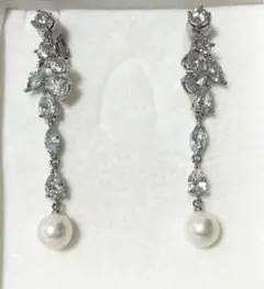 STELLA BRIDAL クリスタルパールイヤリング