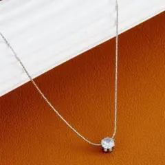【値下げ中】　新品　人気　ネックレス　人工ダイヤモンド　シルバー　レディース　①