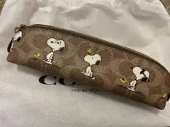 COACH×PEANUTS スヌーピーのペンケース