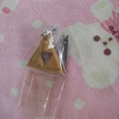 未使用美品未開封ゼルダの伝説トライフォースキーホルダーレアゲームグッズ雑貨小物