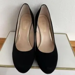 黒 スエード風 パンプス ストーン付きヒール