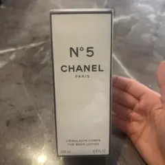 新品❤️CHANEL❤️ No 5 Touche Sensuelle 50ml - メルカリ