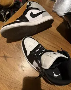 【値下げ可】Nike Air Jordan 1 ホワイト/ブラック 28cmのサムネイル