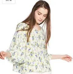 トップス 花柄ブラウス 新品