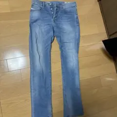 Diesel ライトブルー ストレートデニム