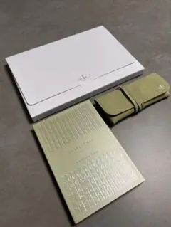 【新品・未使用品】Van Cleef & Arpels クリーニングセットのサムネイル