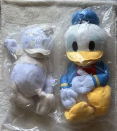 ディズニー　超BIGサイズのデイジー100thプラチナホワイトとドナルドのセットのサムネイル
