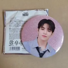 エスクプス　SEVENTEEN HOLIDAY 缶バッジ