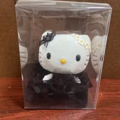 ハローキティ 黒ドレス　ぬいぐるみ