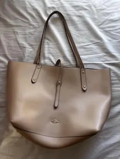 COACH ベージュ レザー トートバッグ