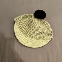ポンポン付きベージュ麦わら帽子　52センチ