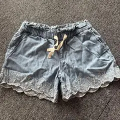 GAP 刺繍入りショートパンツ ライトブルー
