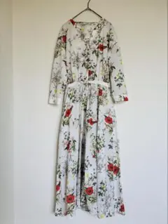 Noela ノエラ　花柄ワンピース
