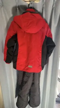 子ども用スキーウェアセット 赤黒