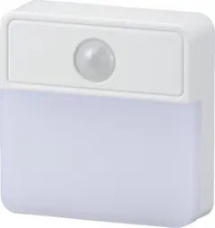 オーム電機 人感センサー式 NIT-ALA6JSQ-WL 06-1725