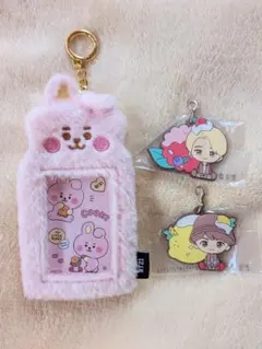 BTS BT21 COOKYトレカケース Tinyキーホルダー