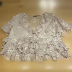 ZARA 花柄フリルトップスMサイズのサムネイル