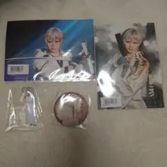 鶴丸国永　ブロマイド　缶バッジ　アクキー