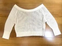 穴あき　メッシュ　ニットトップス　ショート丈　ホワイトのサムネイル