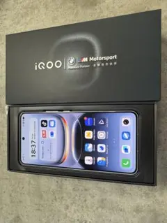 Vivo iQOO 13のサムネイル