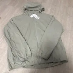 ユニクロ　ポケッタブル UVカット パーカ UNIQLO