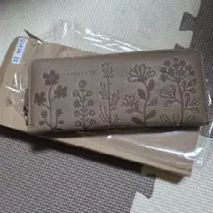 Zucchero 花柄　なが財布　レディース　グレー 長財布　ズッケロ　新品　G