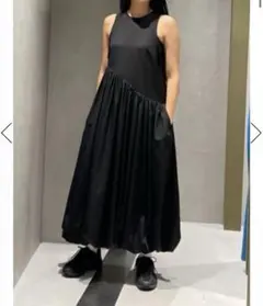 新品タグ付HeRIN.CYE Docking Balloon Hem Dress 新品タグ付HeRIN.CYE Docking Balloon Hem Dress - メルカリ