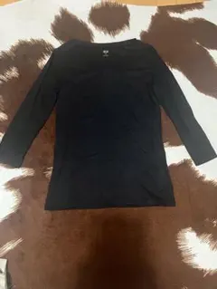 ブラック 七分袖 Tシャツ ユニクロ