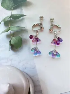 Item thumbnail for item 9e0931d8-51a2-43ba-9cc2-51902d4c6419