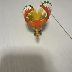 ポケモン　ホウオウ　モンコレ　フィギュア