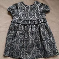 キャサリンコテージ　新品タグ付き　ワンピース　100㌢