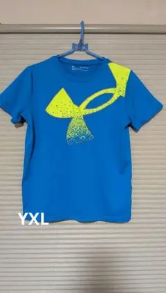 Under Armour 青 Tシャツ YXL