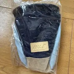 ANA カラビナ付き小物入れ