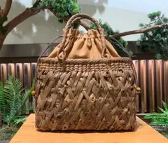 山葡萄蔓かごバック 一番皮 乱れ編み 六角花束嵌入 柿渋染め裏地付き 