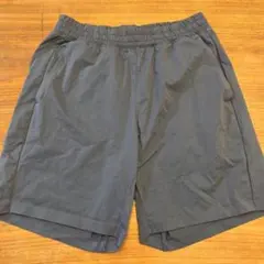 UNIQLO ネイビーショートパンツ メンズSサイズ