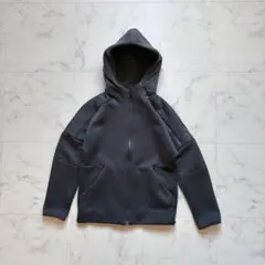美品❗️アディダスadidas ジップフーディ 150