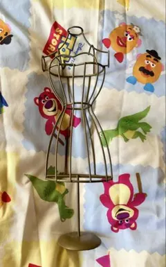 Item thumbnail for item 7c087694-6e47-4769-a8ea-22136ba1025c