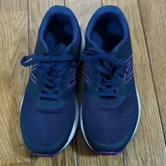 new balanceスニーカー美品