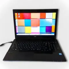 設定済／新品SSD256／メモリ8GB／i3／Win11／カメラ付ノートパソコン