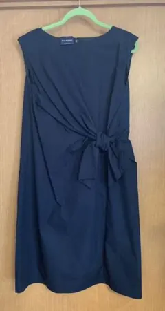 【B.C STOCK】 紺色ワンピース　新品未使用のサムネイル