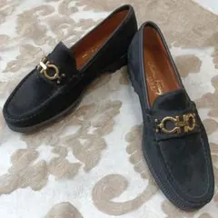 美品 フェラガモ ガンチーニ ビットローファー 黒 スエード 23.5cm