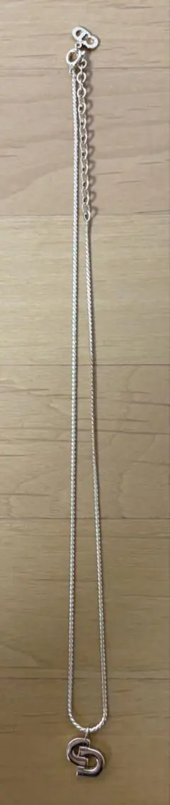 クリスチャン・ディオール　ゴールド ネックレス