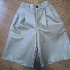 B:MING by BEAMS ベージュショートパンツ