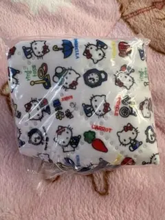 ガチャガチャ　サンリオ レトロレッスンバッグミニキーホルダー　キティ　新品未使用