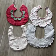 ベビースタイ4点セット　メゾピアノ　プチマイン　ナルミヤインターナショナル